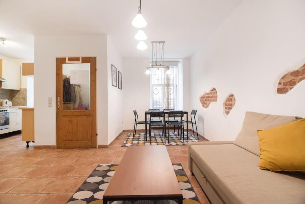 Spacious Central Apartment Bécs Kültér fotó